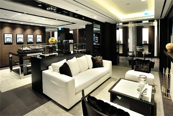 福建宁德万国专修店在哪里